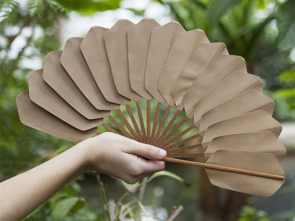 Nude Leather Palmette Bokapi Wood hand fan by DUVELLEROY Paris 1827 made in France